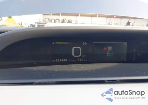 2016 Toyota Prius Two from USA, damaged, VIN JTDKBRFU3G3010631